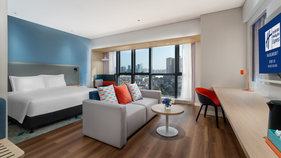 Bedroom 11