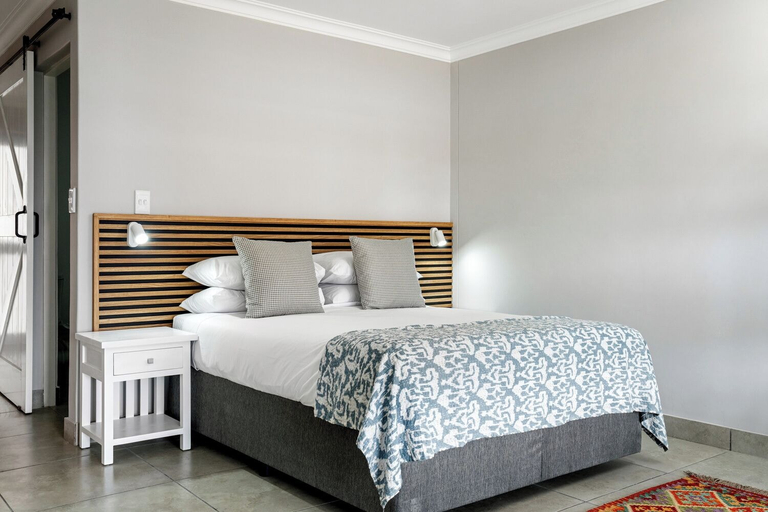 Bedroom 2, Harbour Club, Cacadu