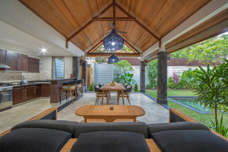 Others 2, Villa Dampati, Denpasar