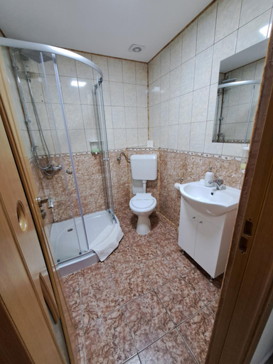 3, Vila Monica, Busteni
