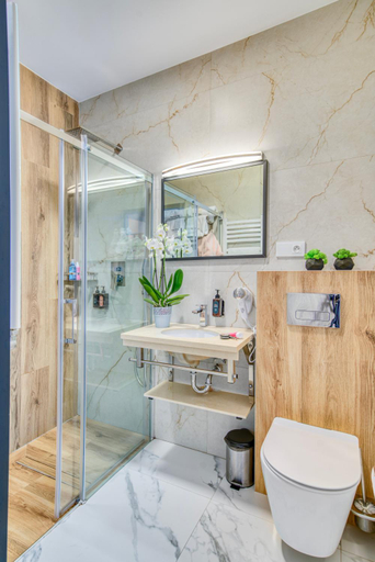 Bathroom 5