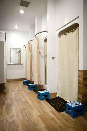Bathroom 3, Nashville Downtown Hostel - Adults Only, Davidson