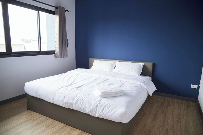 Bedroom 5, Blue 26, Sam Phran