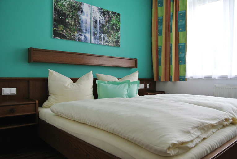 Bedroom 10