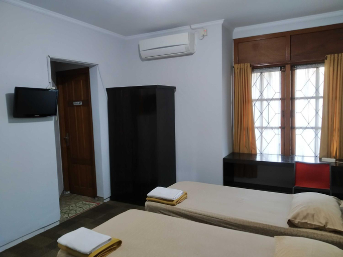 Bedroom 30