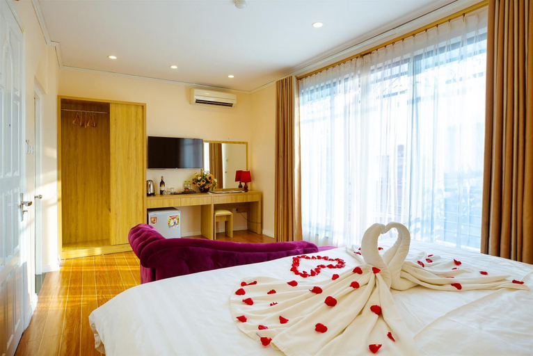 Bedroom 9
