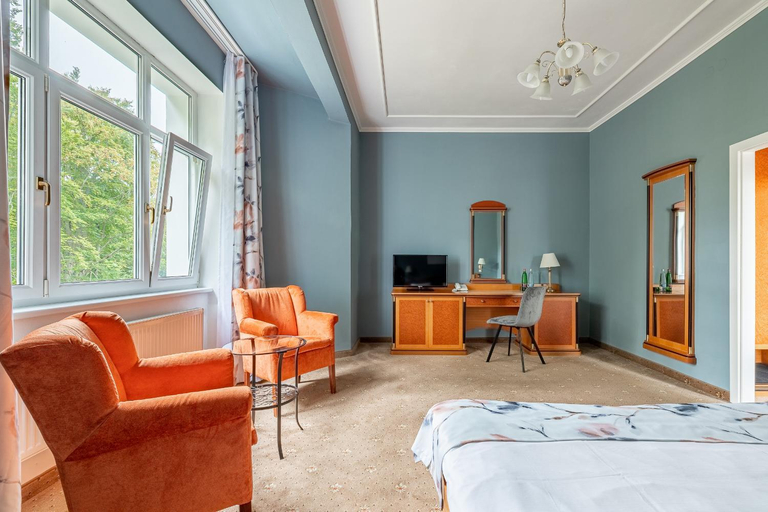 Bedroom 2, Spa & Wellness Hotel Silva, Cheb