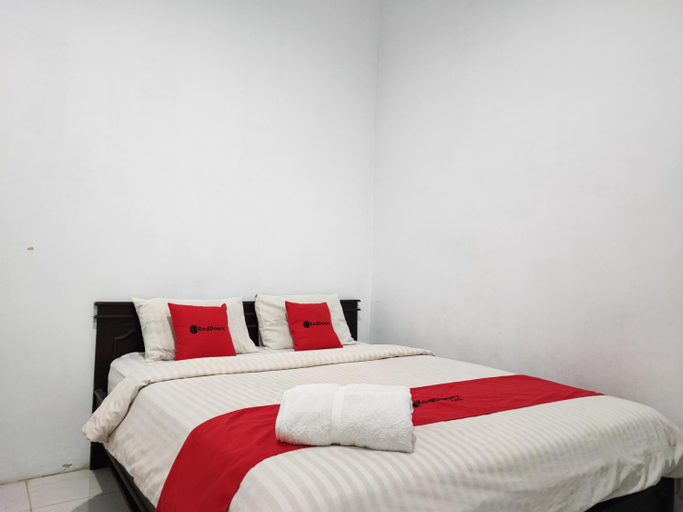 Bedroom 13