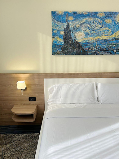 Bedroom 12