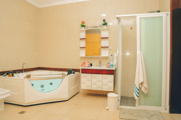 Bathroom 3, Mamba Residence, Gasabo