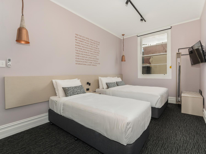 Bedroom 13