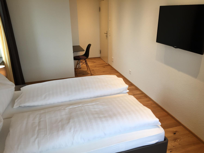 Bedroom 9