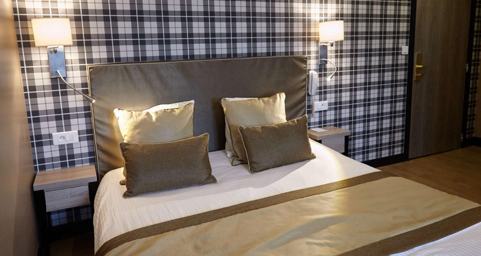 Bedroom 12