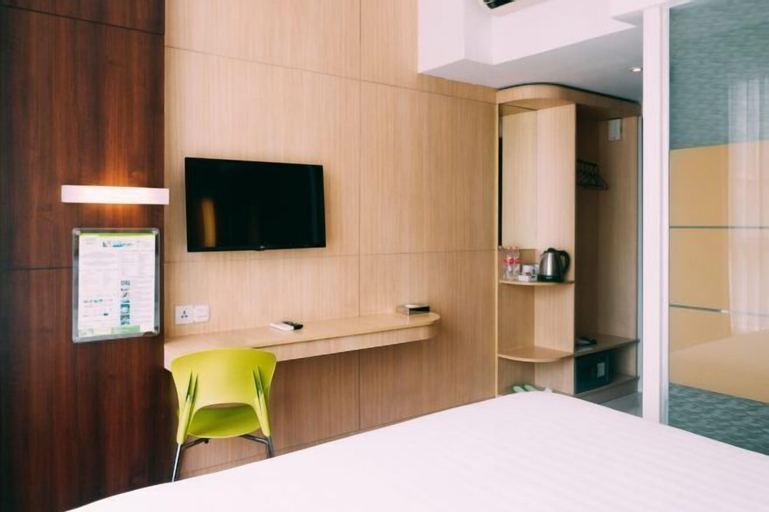 Bedroom 14