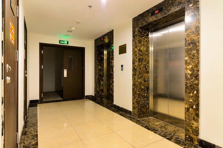 Apartment 5 Stars - High Pool Infinity - View Icon HCMC, District 4