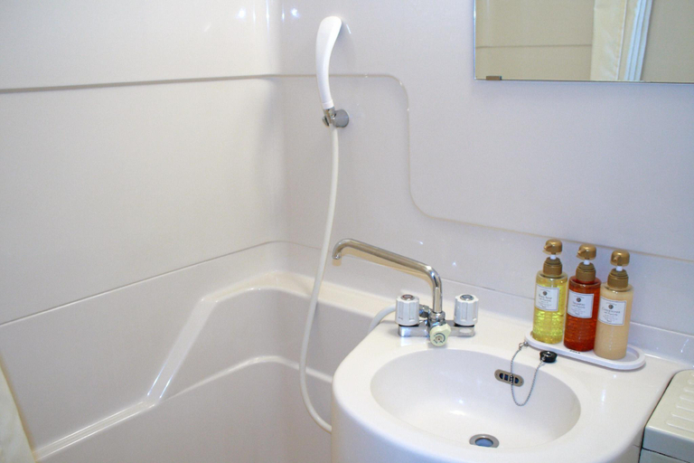 Bathroom 5, Smile Hotel Nagoya Shinkansenguchi, Nagoya