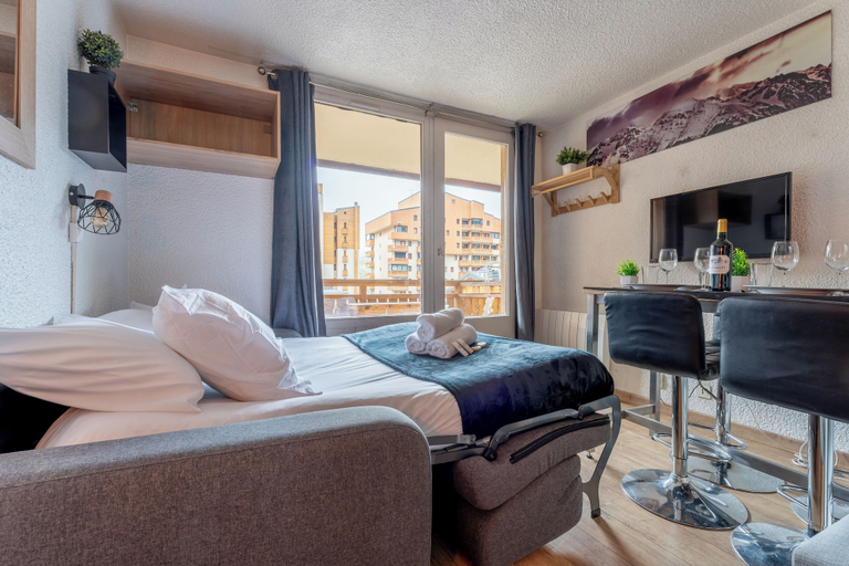 Bedroom 3, La Roche Blanche, Savoie