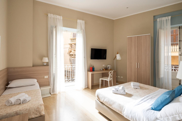 Others 5, Le Mura - Charme rooms, Trapani