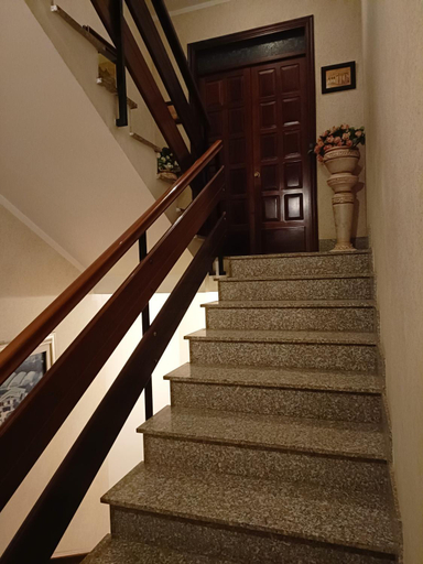 Others 4, domus rosada, Chieti