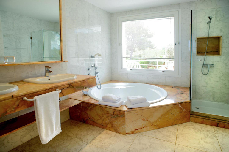 Bathroom 2, Villa Melody, Baleares