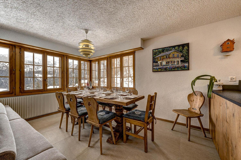 Others 4, Chalet Onni, Martigny