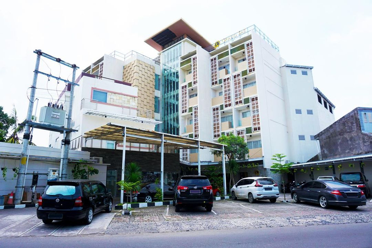 Exterior & Views, Grand Sae Hotel Solo, Solo