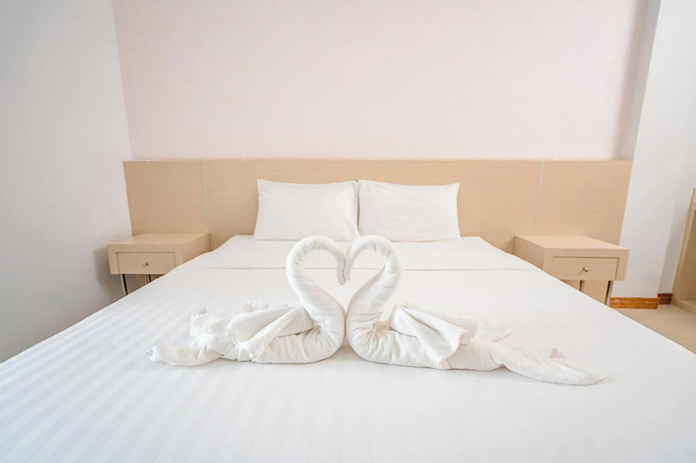 Bedroom 18