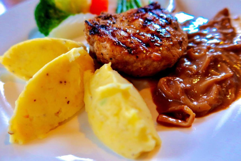Food & Drinks