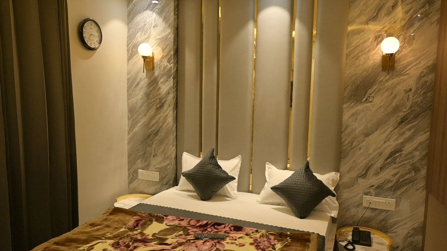 Sport & Beauty 3, Hotel Shahanshah & Restaurant, Ajmer