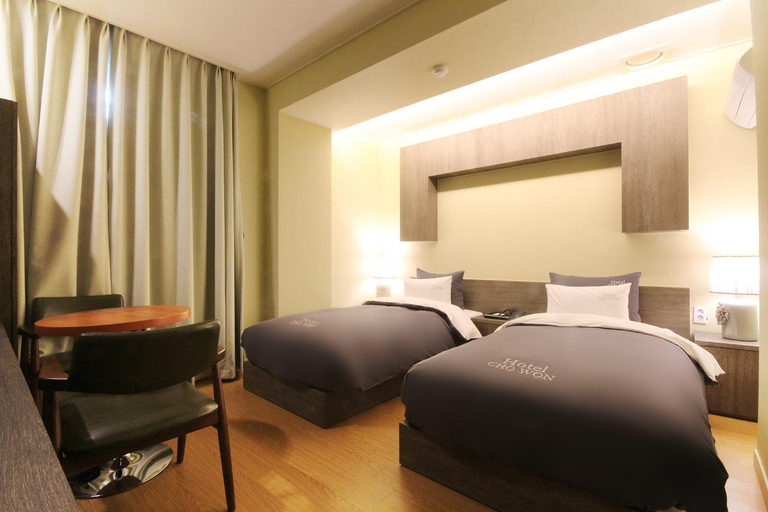 Bedroom 16