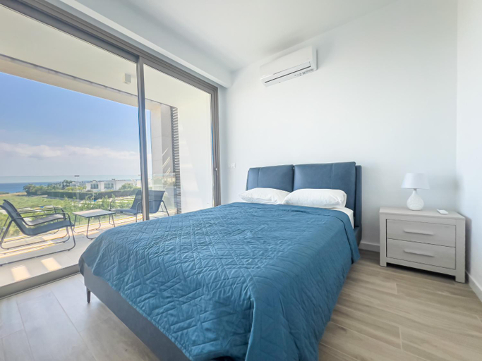 Others 5, Azure Vista Collection