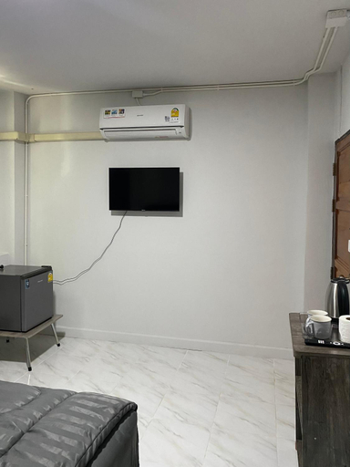 1, Ladakul hostel (ลดากุลโฮสเทล), Chom Thong