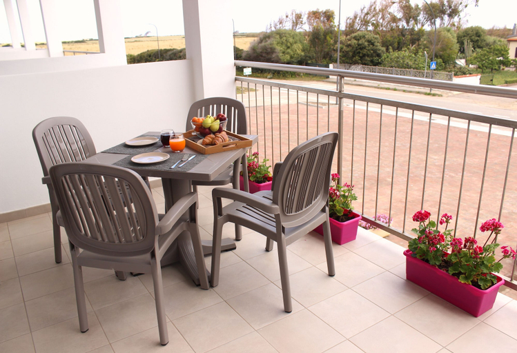 Terrace/patio 2, Residence in Pozzo San Nicola, Sassari