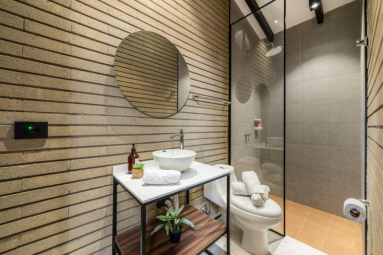 Bathroom 3, Recinto68, Medellín