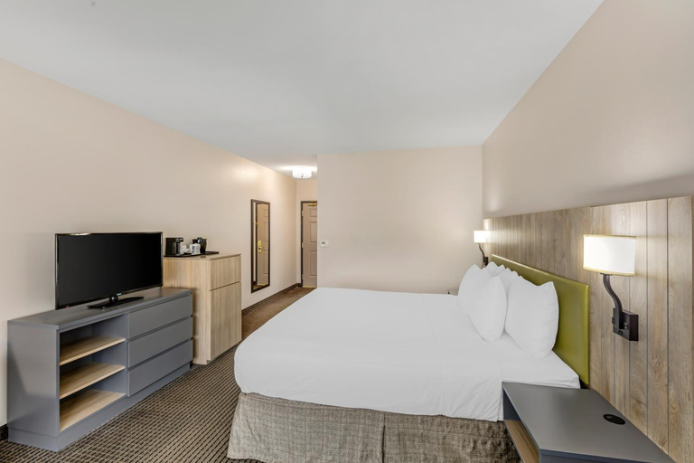 Bedroom 6