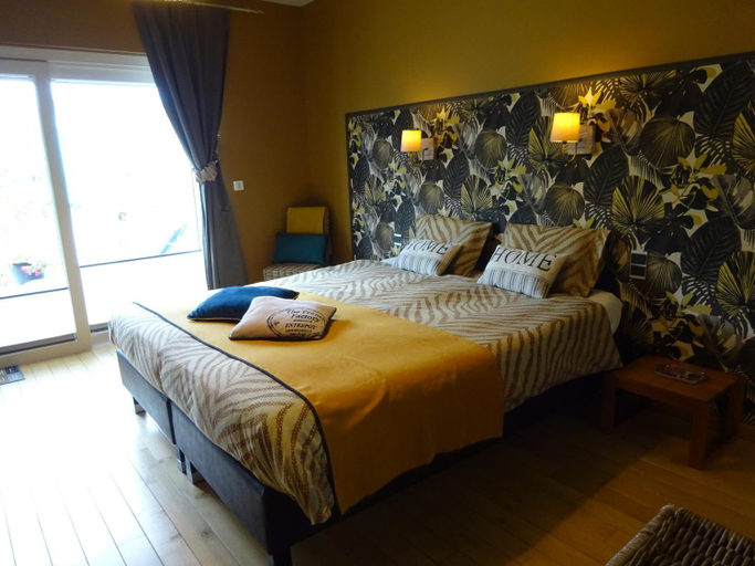 Bedroom 2, A L'inattendue, Luxembourg