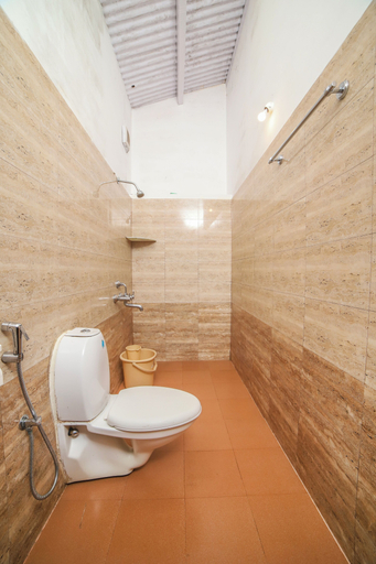Bathroom 4, Samrakshitha Suits, The Nilgiris