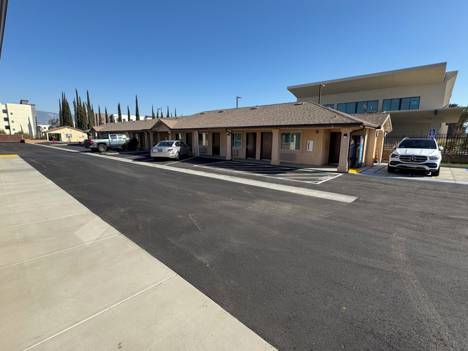 Exterior & Views 2, Dutch Motel, San Bernardino