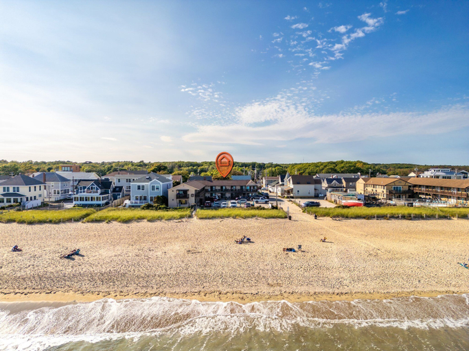 Exterior & Views 2, Beachfront Bliss Cozy Studio!, York