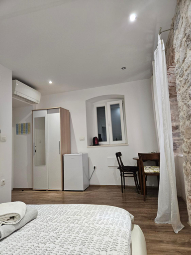 Others 5, Sebenico Luxury Rooms 2, Šibenik