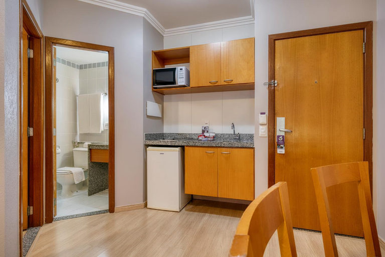 Dining Room 9