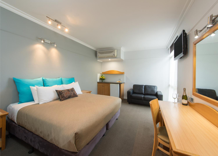 Bedroom 5