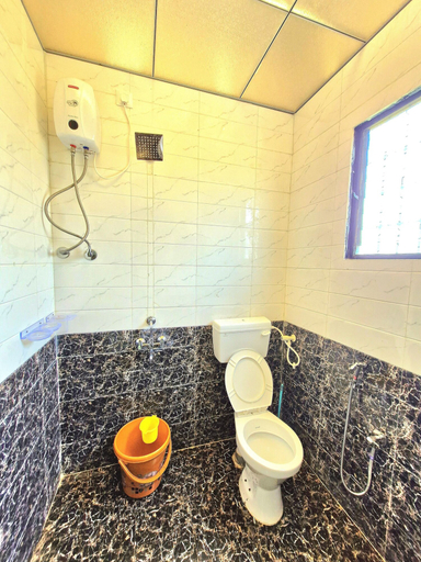 Bathroom, Indraprastha villa, Pune