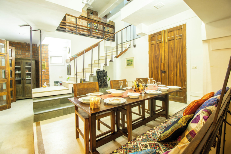 Food & Drinks 5, Opulent Antique 3br Villa in Gurugram, Gurgaon