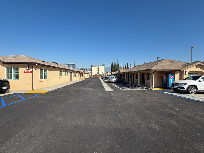 Public Area 1, Dutch Motel, San Bernardino