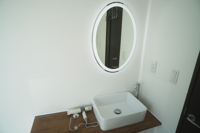 Bathroom 4