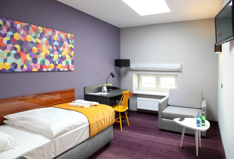 Bedroom 13