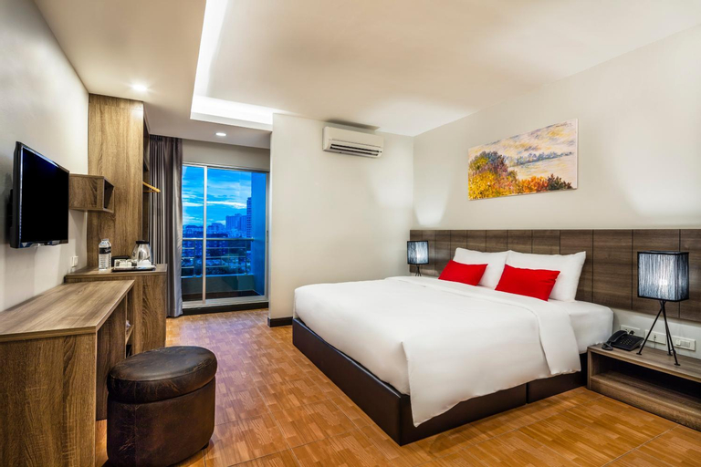 Bedroom 13