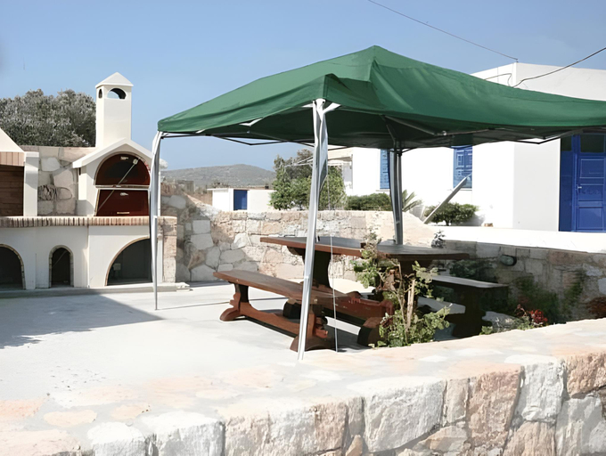 Others 4, Avra Milos, South Aegean