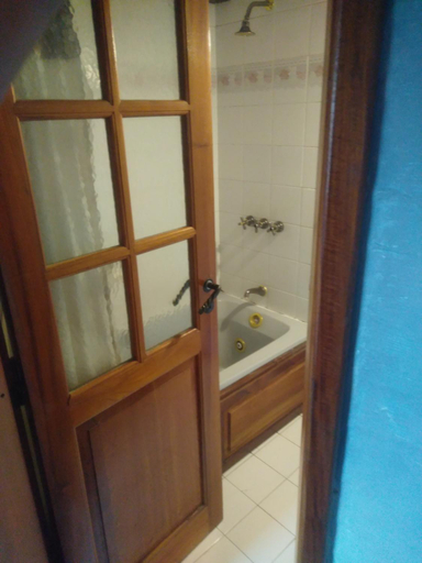 Others 2, Universal Traveller's Hostel, Bariloche